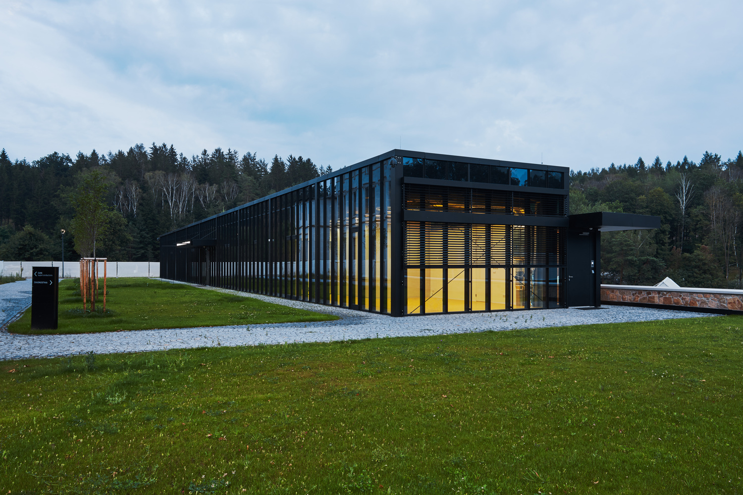 捷克 Kamenice 科技中心，历史遗产与现代创新的完美结合-13