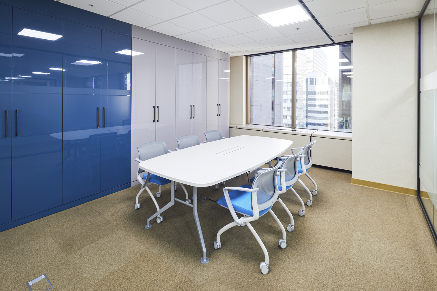 首尔 67 平办公室的简约魅力-7