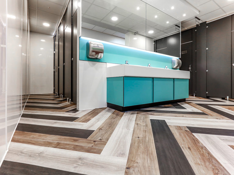 Brentwood School open plan washroom project - Envoplan-14