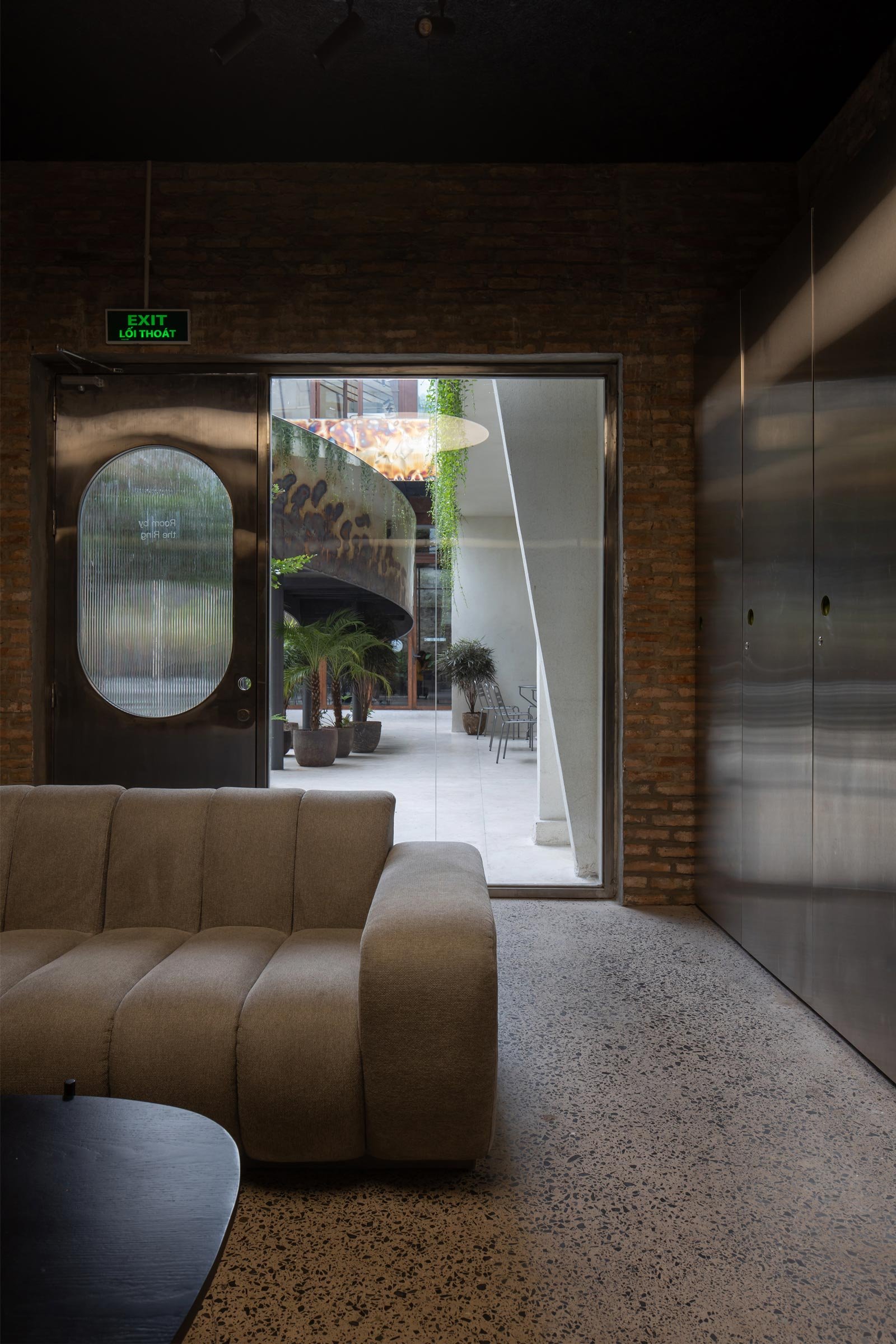 A Heritage Villa Becomes a Mixed-Use Space — Design Anthology-11