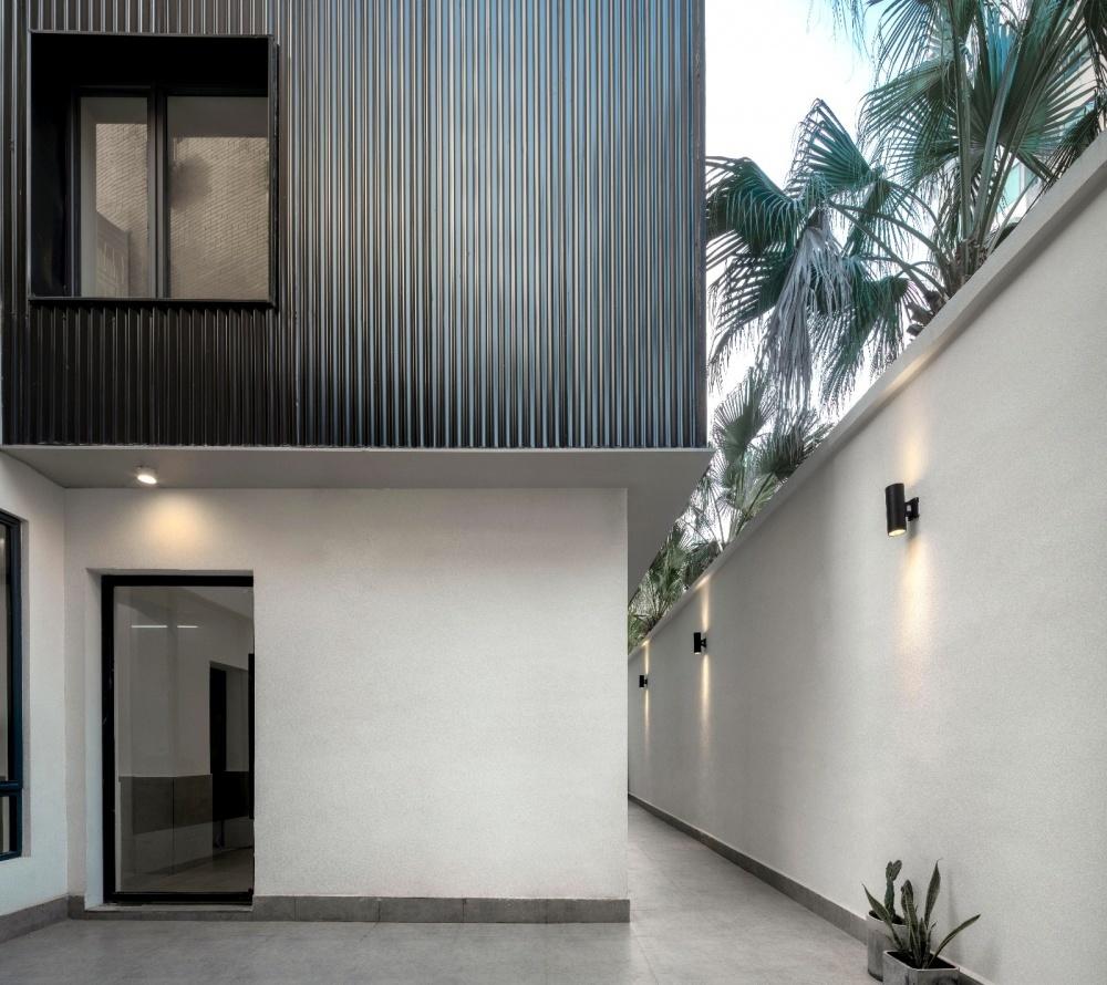 欧源空间设计-深圳丨办公建筑丨南山“黑”空间办公空间建筑外观设计-2