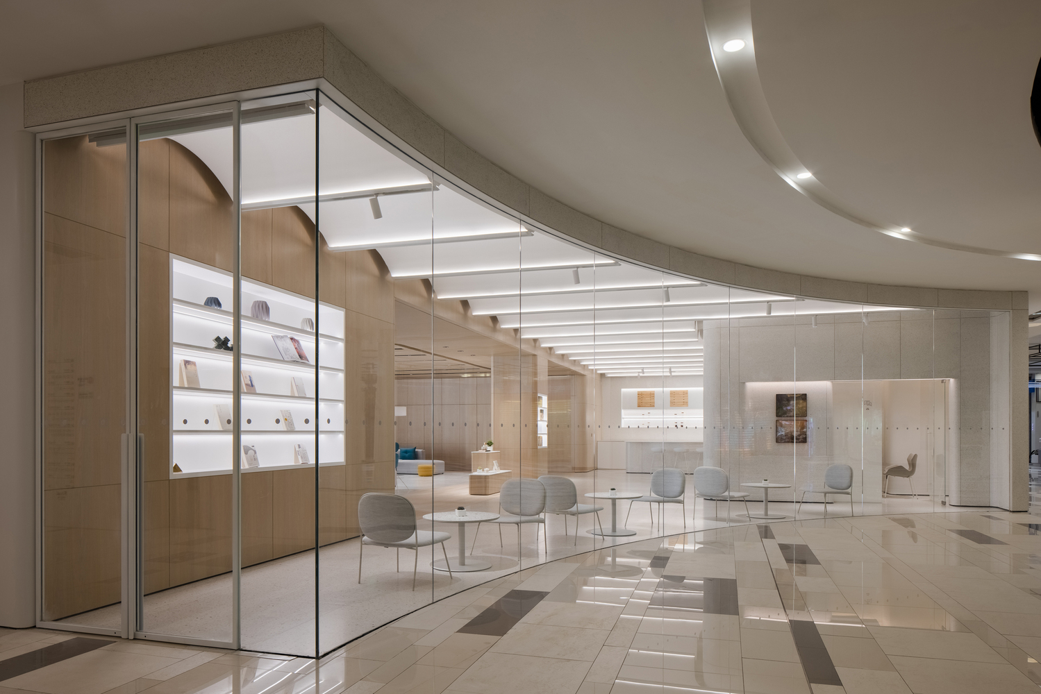 蔚来旗舰体验店,汽车展厅丨中国南昌丨LUKSTUDIO-14