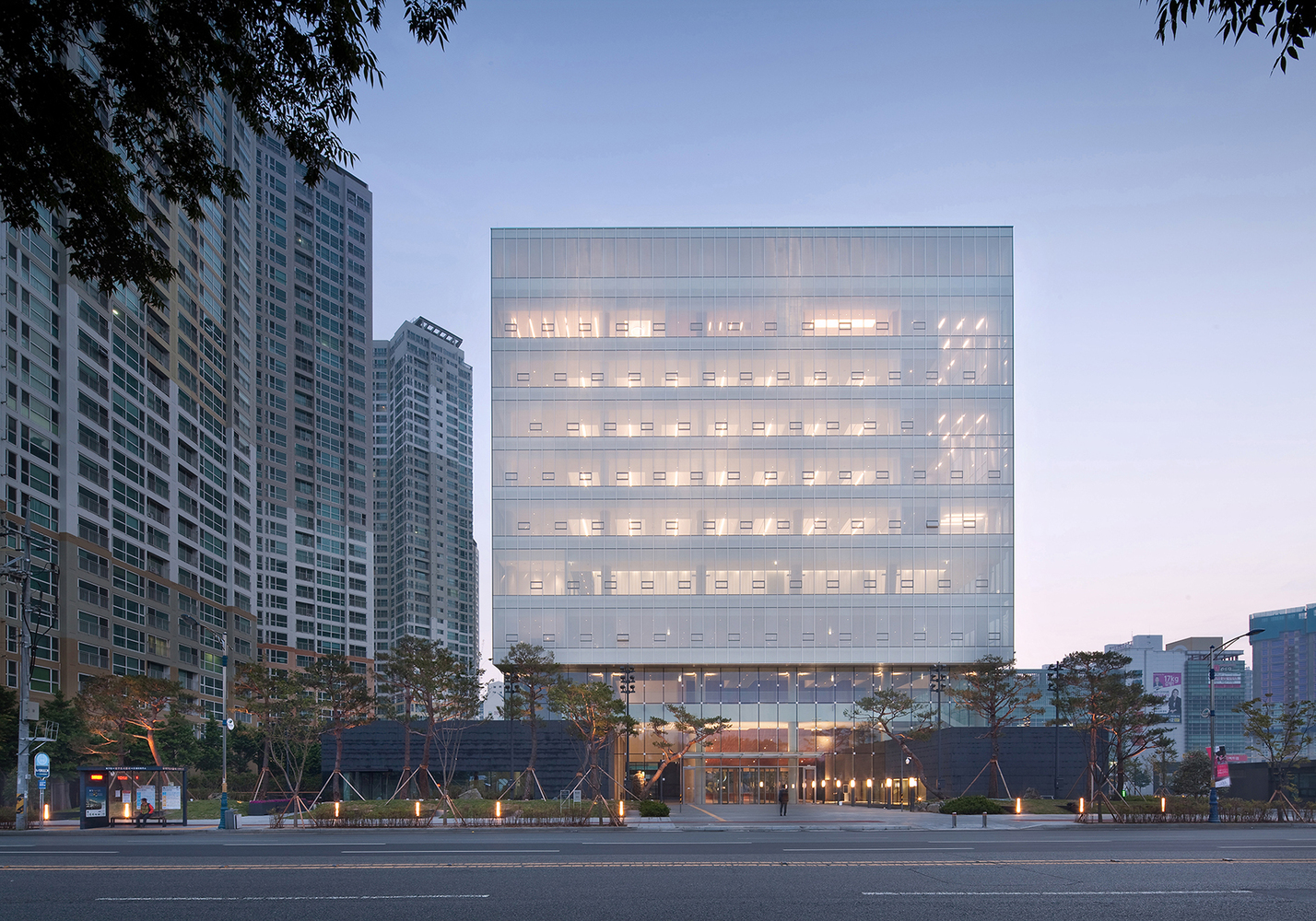 The Second Headquarters of DAEGU BANK  JUNGLIM Architecture-19