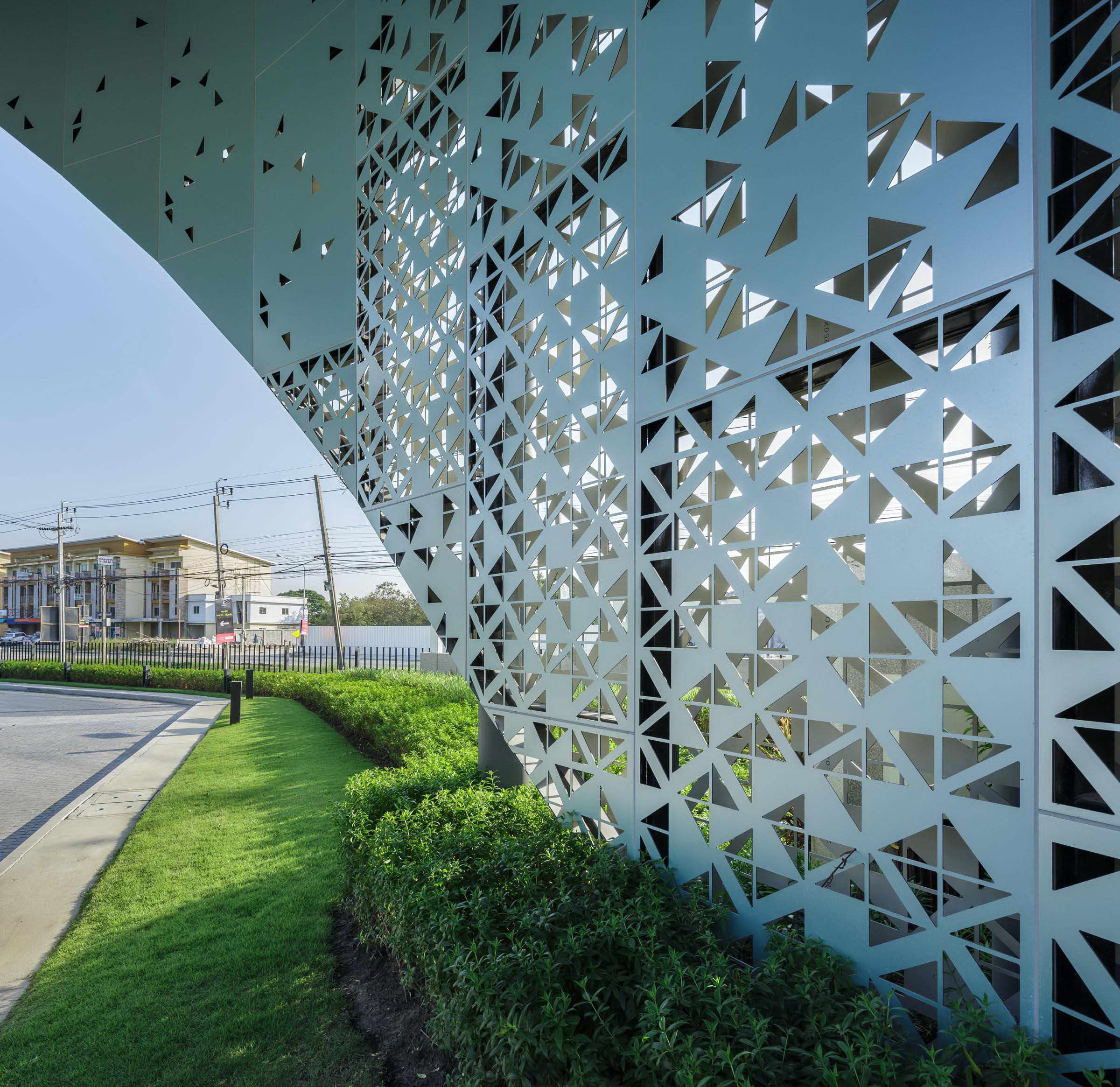 泰国荷花农场入口设计 | 城市与自然的交融-17