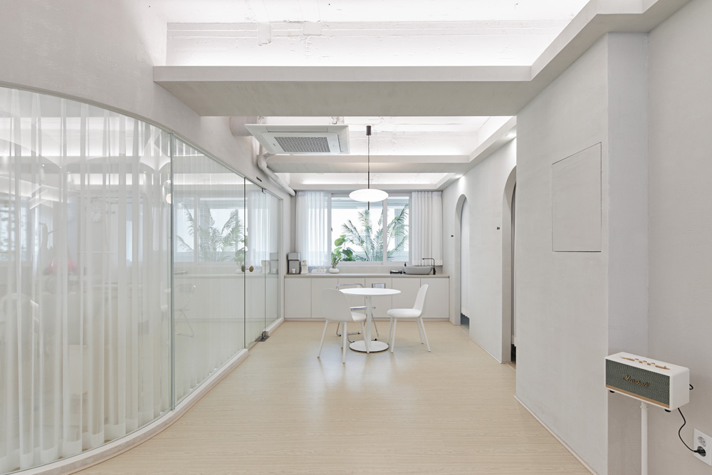 简约白色 28 平米 Plateau 中心室内设计-3