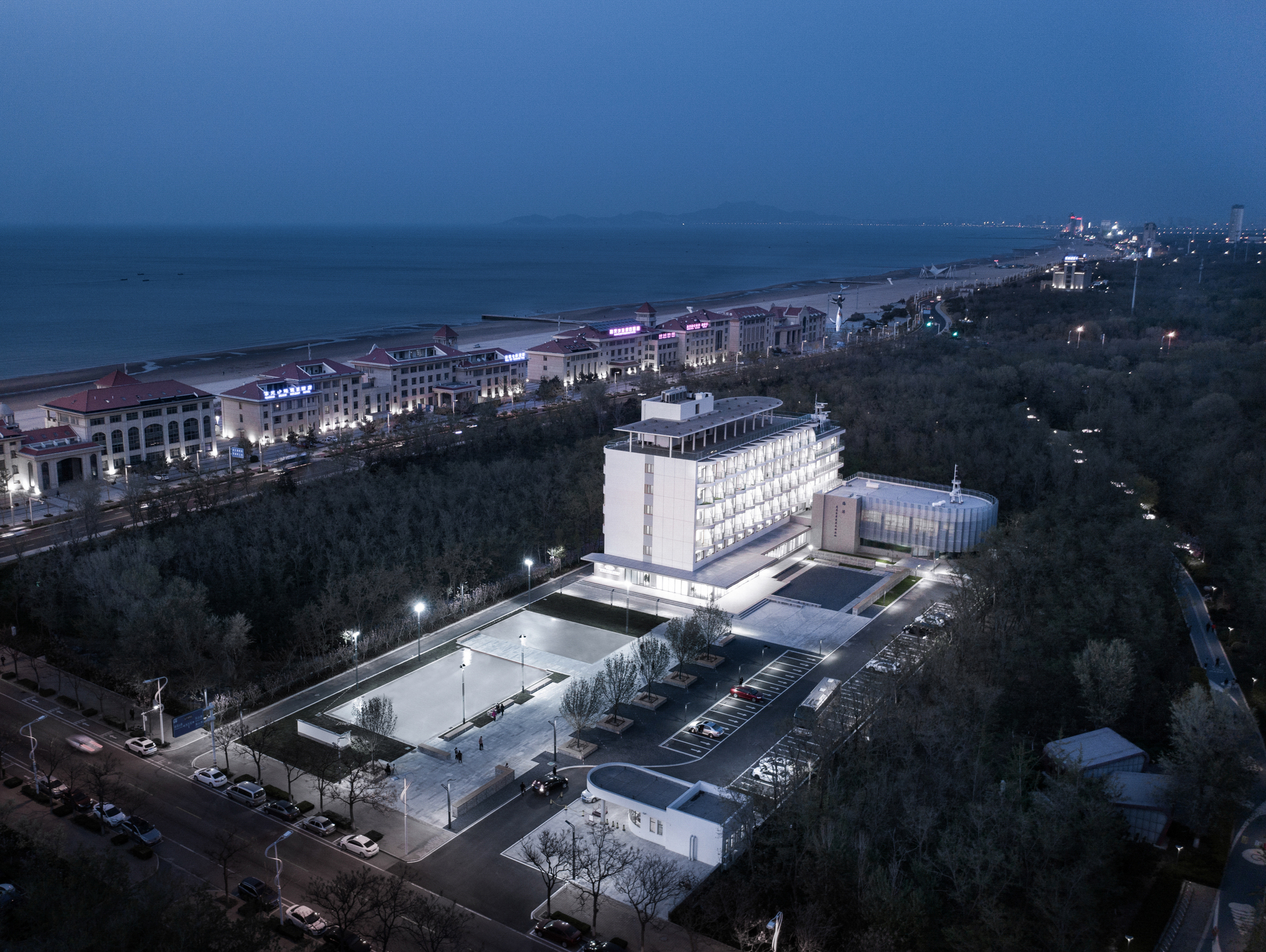 Renovation of the Headquaters of Yantai Marine Economic Innovation Zone / SHUISHI-55