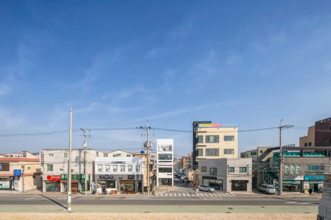 千年庆州咖啡馆 | 融合历史与现代的空间艺术-26