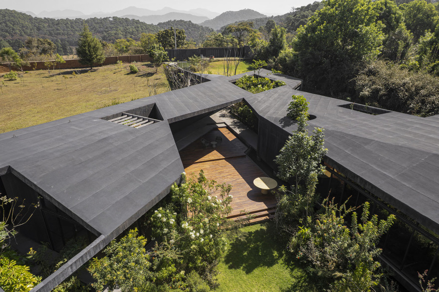 黑色住宅丨墨西哥丨TAC Taller Alberto Calleja-9