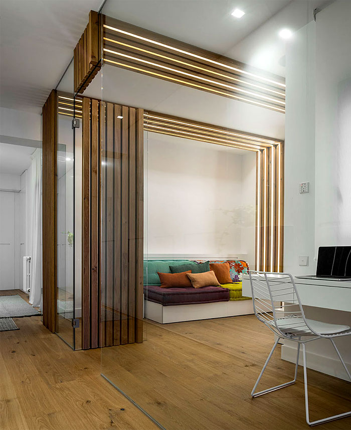 巴塞罗那：自然美景与现代艺术相连的独立住宅-14