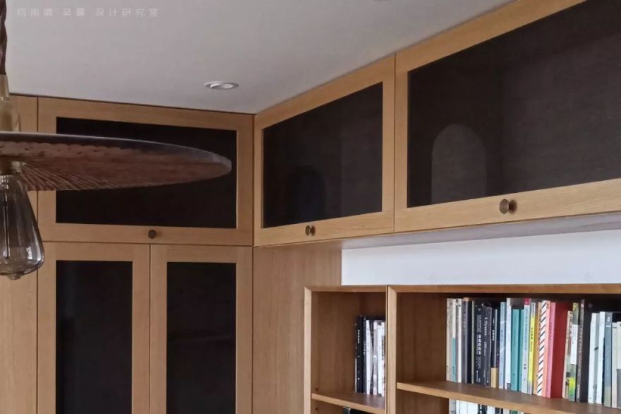 原木自然系家居,打造多才摄影师的温馨生活空间-45