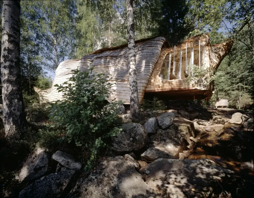 离奇“折纸”屋,自然与设计的完美融合-10