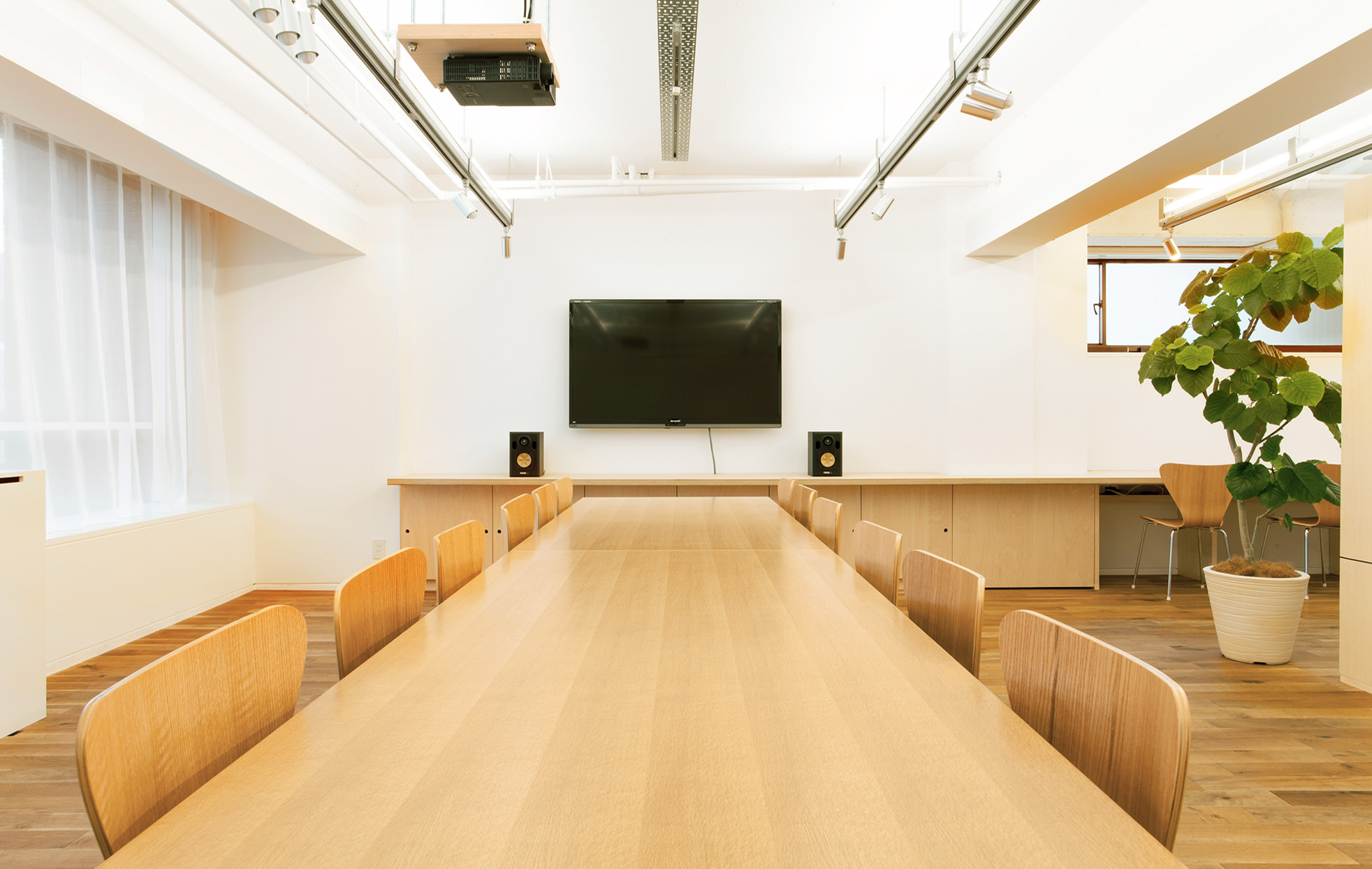 小屋とその周辺（小屋及其周边）丨日本东京丨株式会社 佐々木達郎建築事務所-11