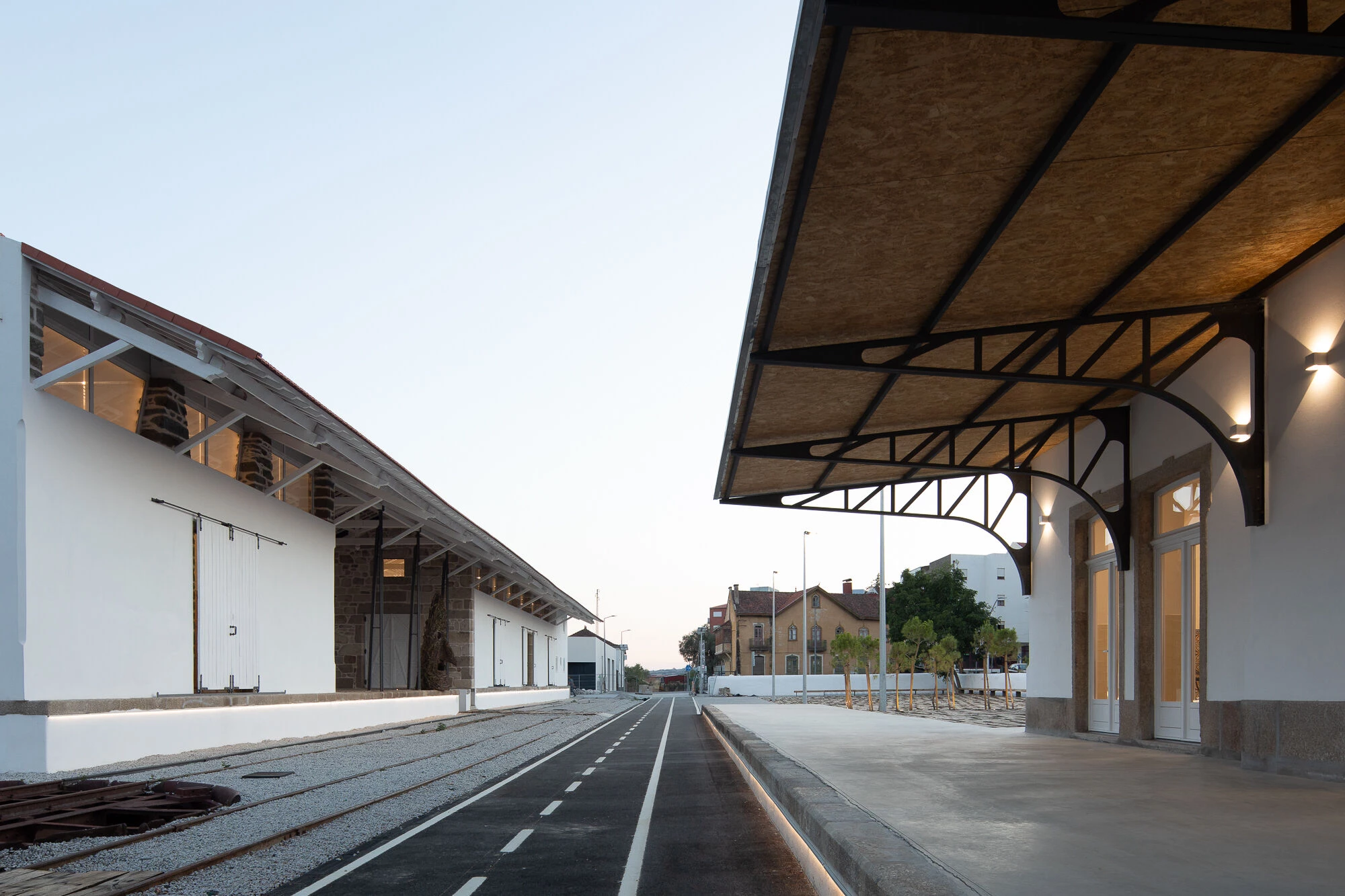 Macedo de Cavaleiros 火车站改造丨葡萄牙丨a*l alexandre loureiro arquitectos-10