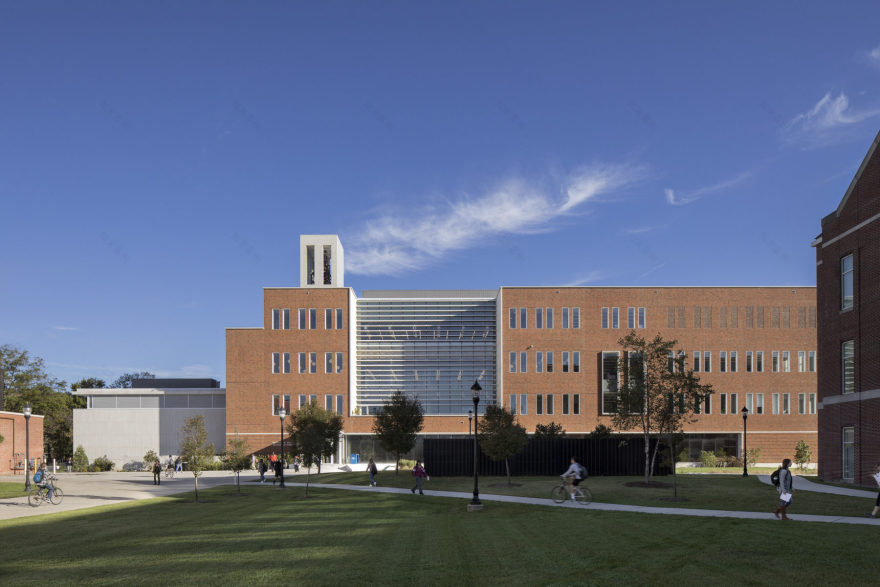 Salisbury University Patricia R. Guerrieri Academic Commons - Sasaki-24