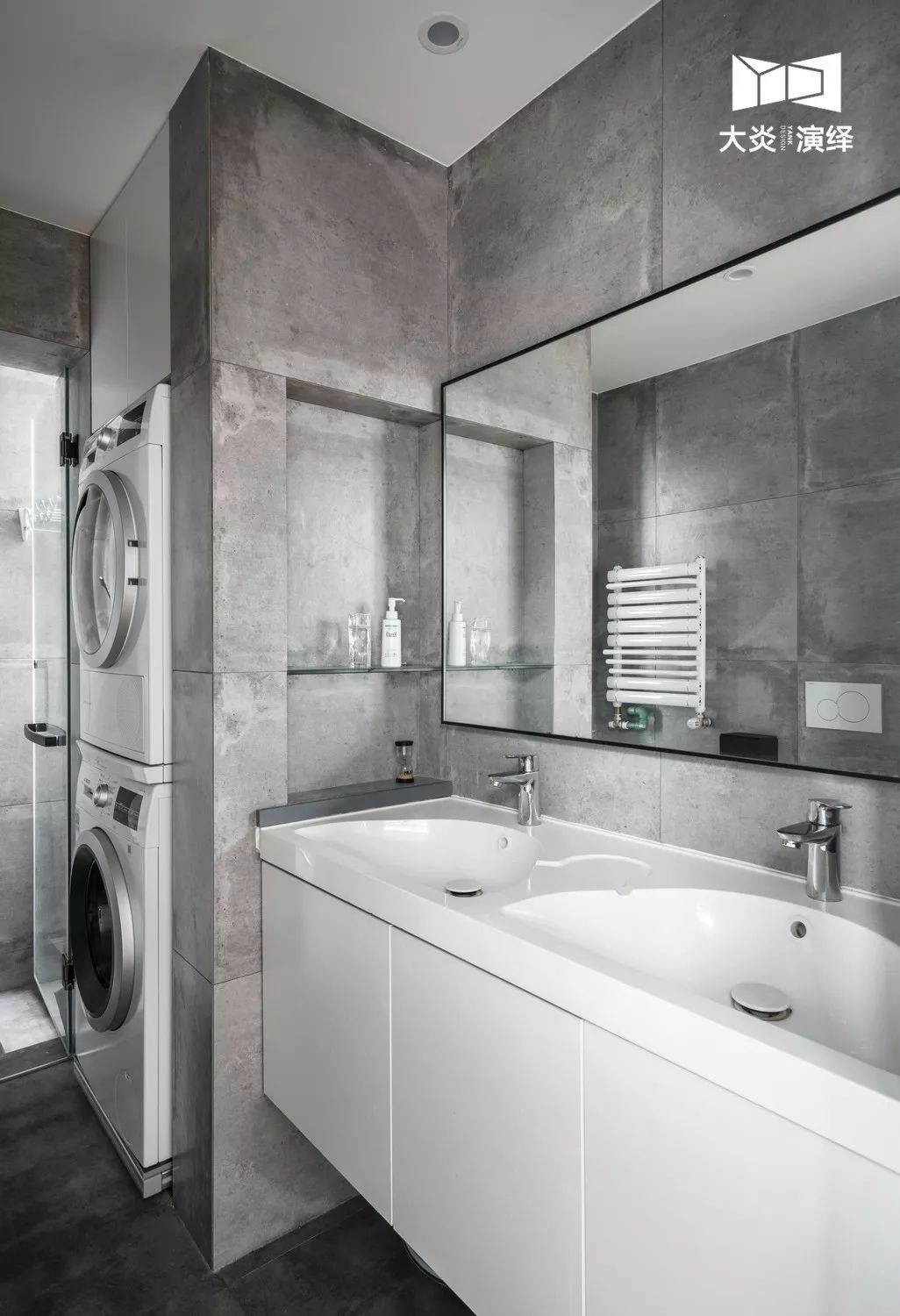 极简黑白灰,小户型 LOFT 变大 house-83