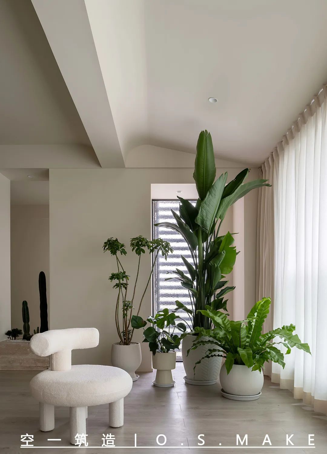 轻侘寂美学 · 重庆公园大道140平米三室一厅设计案例丨中国重庆丨空一筑造-56