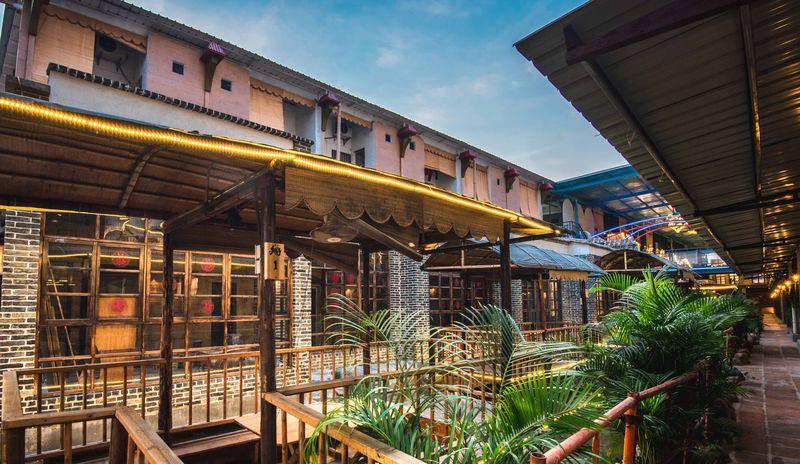 广州梁氏鹅城——工业遗址再利用的复古工业风主题餐厅-14