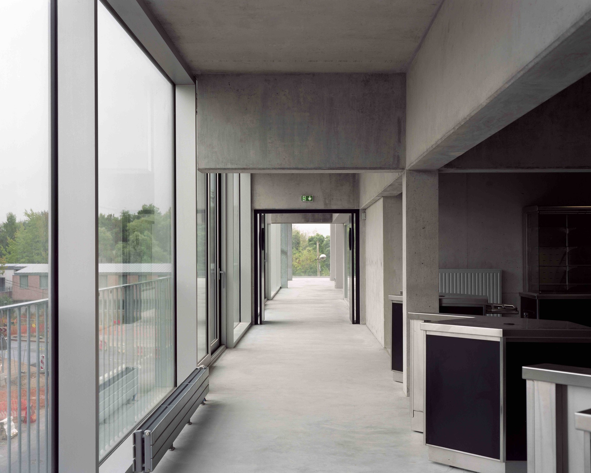 公共冷却器 | 巴黎萨克莱新校区的共享空间-42