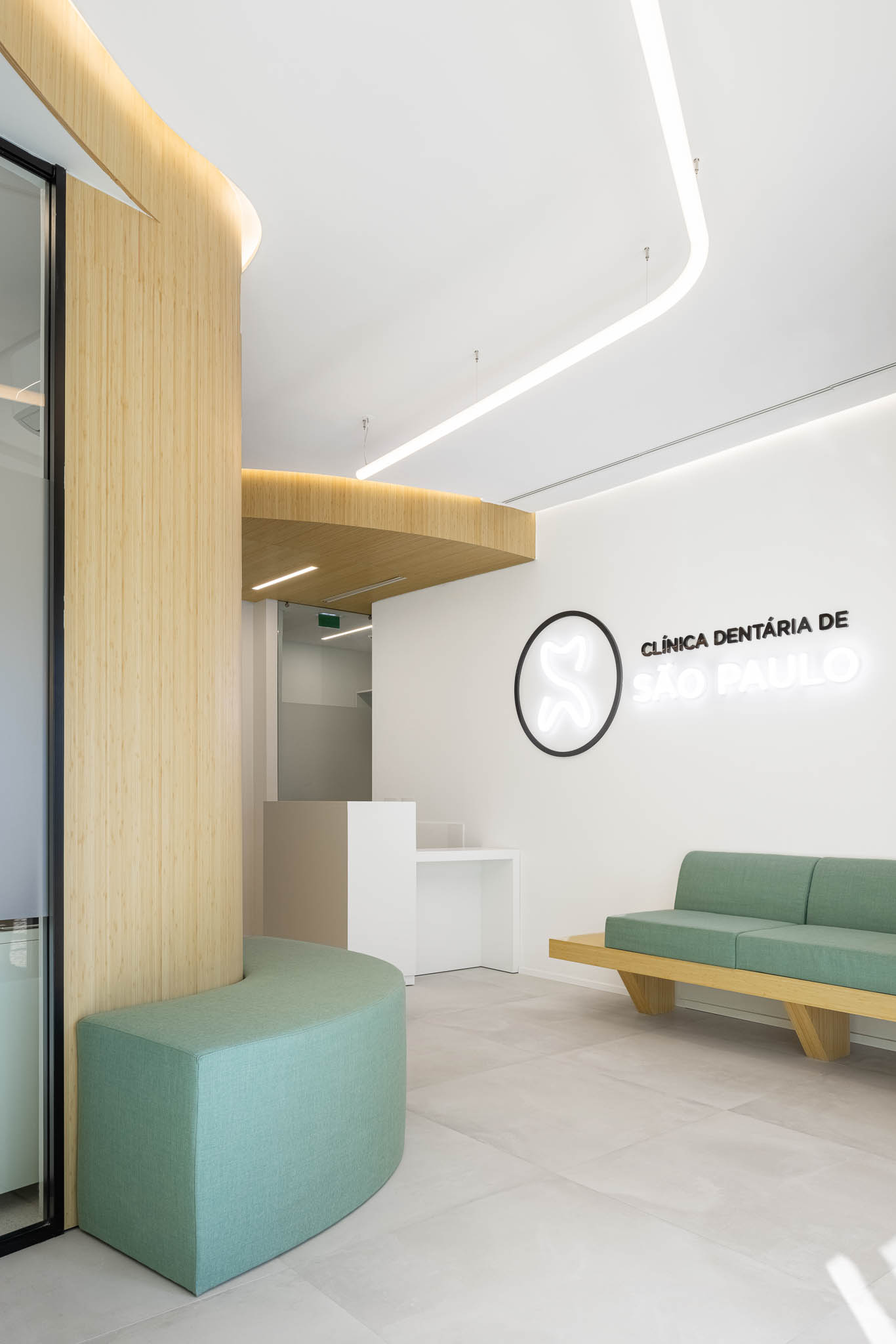 Clinica Dentária São Paulo 口腔医院丨Sabrab Architecture-9