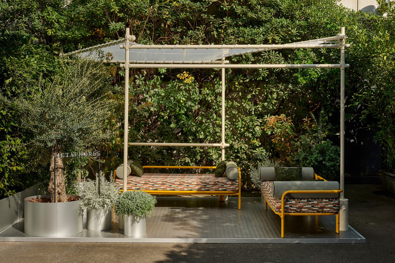 Métaphores x Nilufar - studio MILO-17