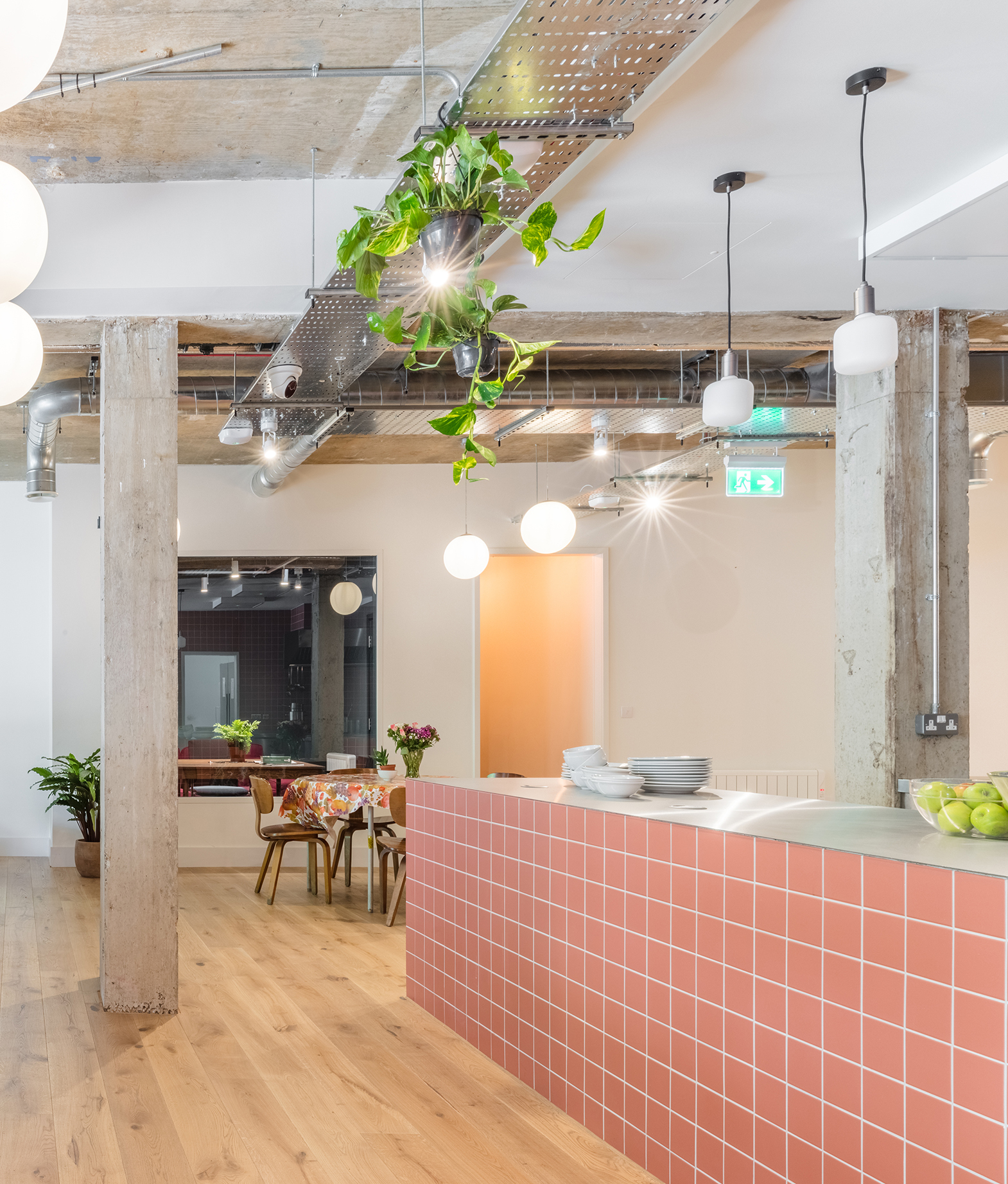 Shelter From The Storm / Holland Harvey Architects-23