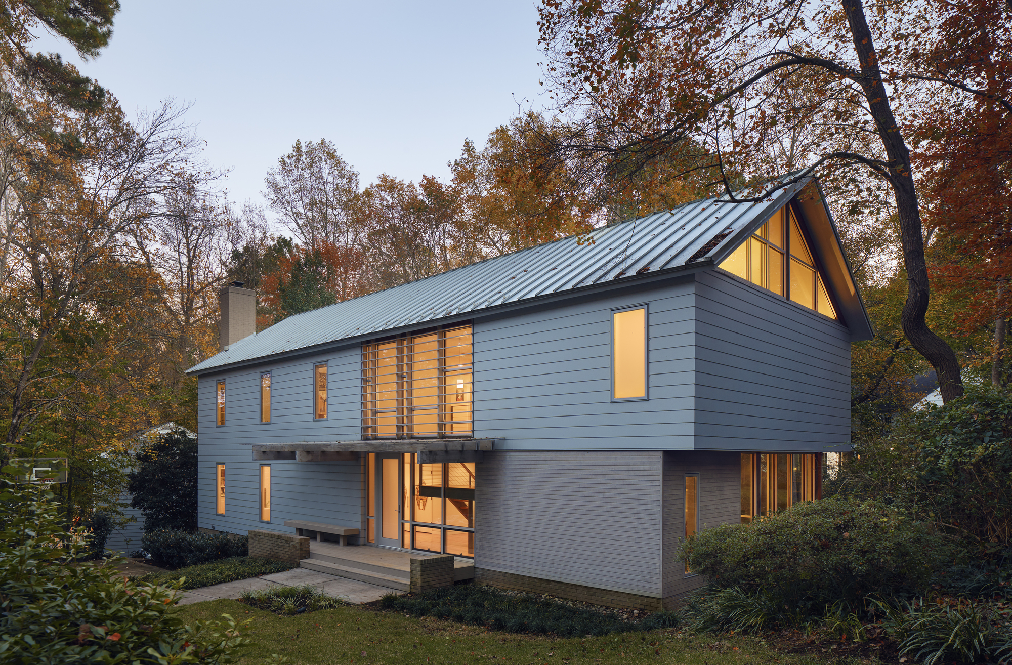 森林中的透明之家-24