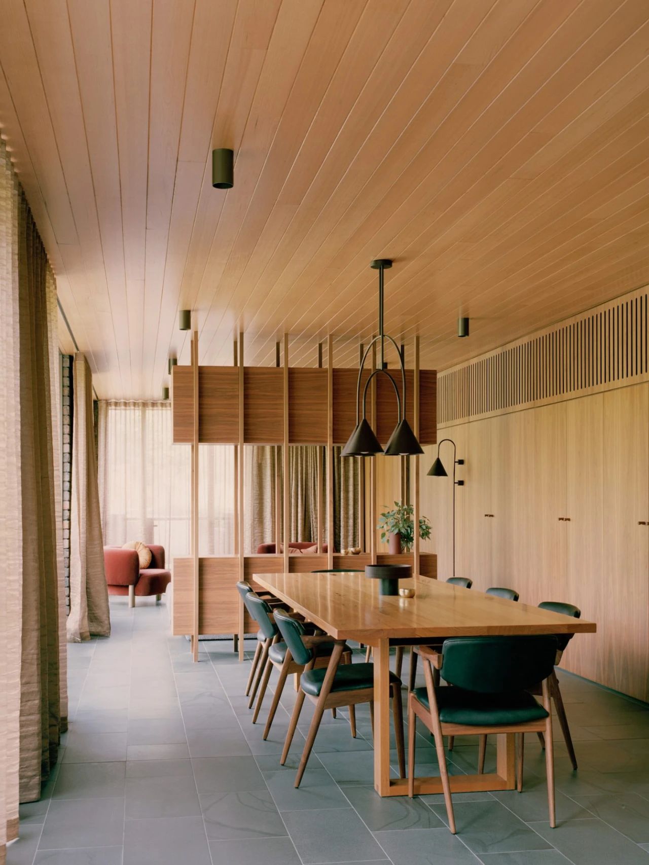 折线形屋顶房子丨澳大利亚墨尔本丨Studio Bright-17