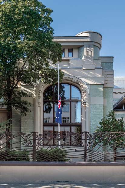 Кропоткинский переулок, дом 13. Особняк Дерожинской в Штатном пер.-20