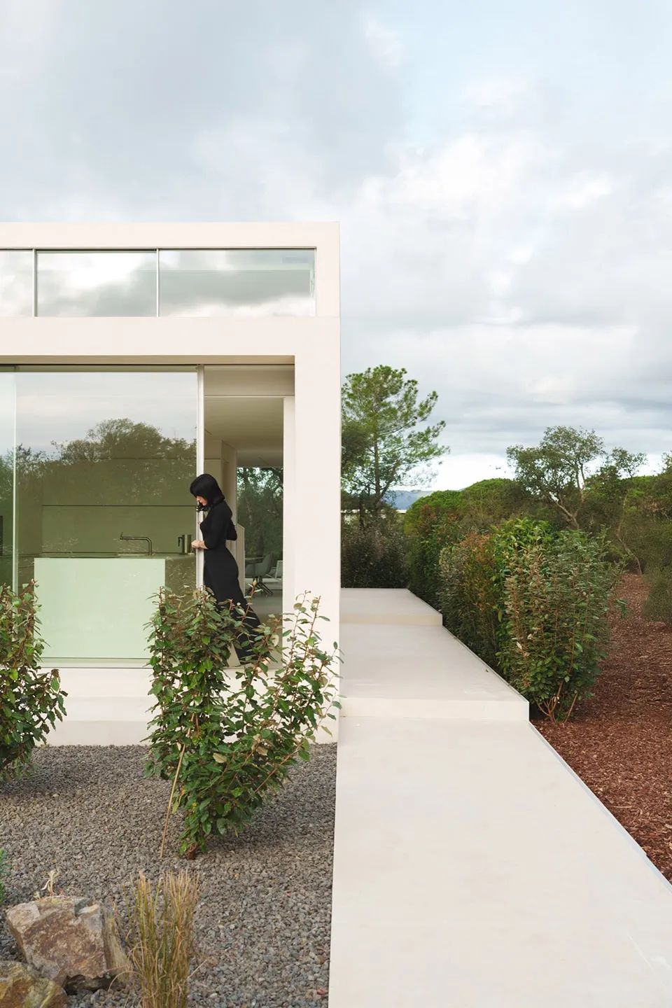 Camiral住宅：由环境雕塑而成的形态-42