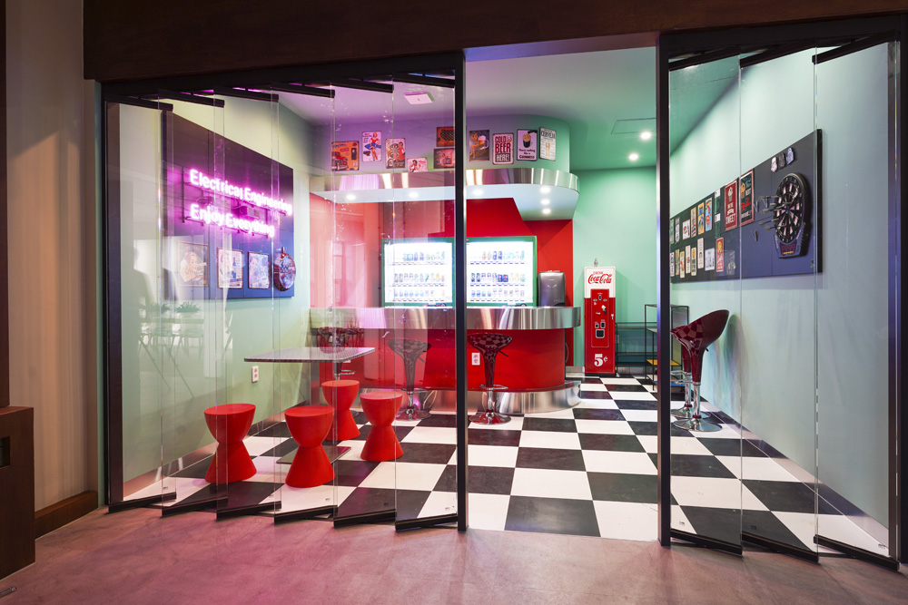 色彩斑斓的 40 平米办公室，打造活力工作空间-2