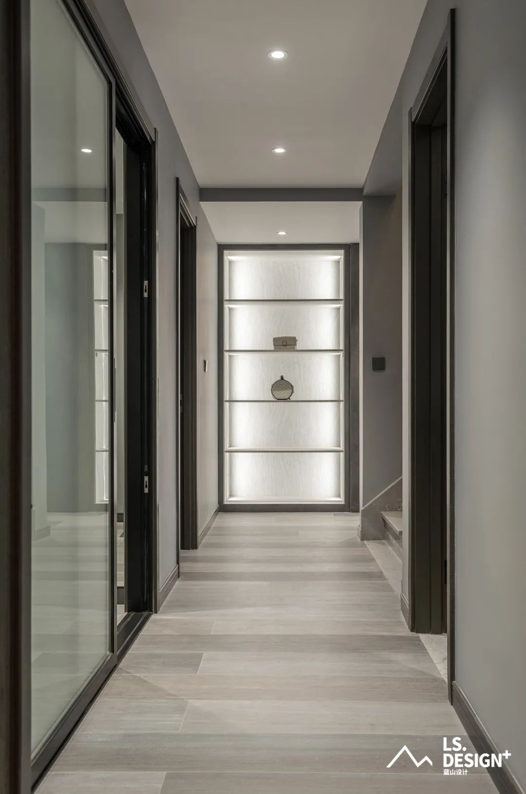 繁忙高管的灰色调现代极简之家-27