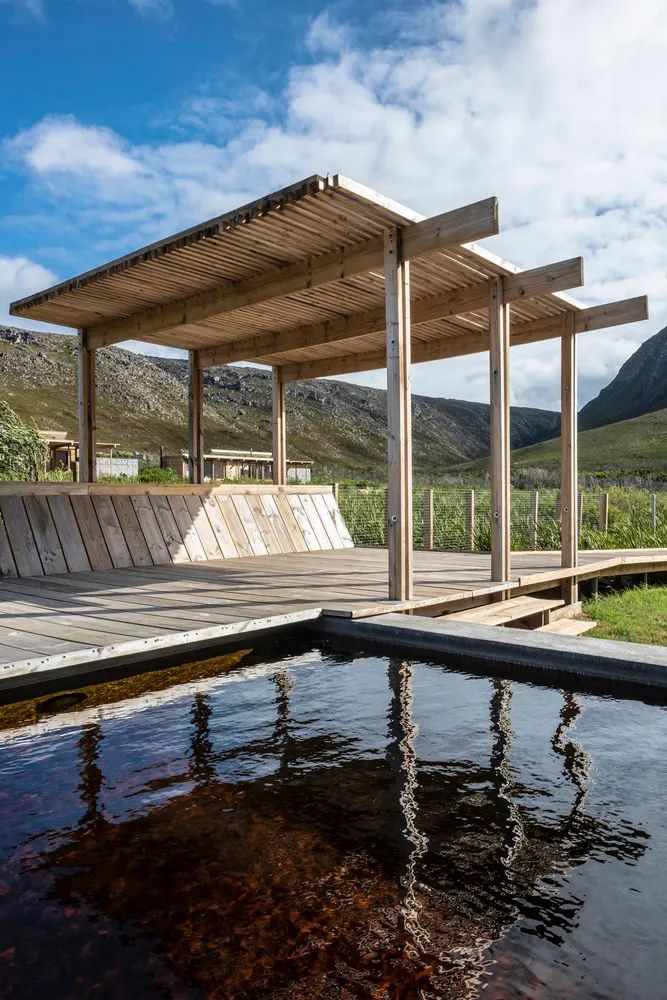 南非 Kogelberg 小屋 | 融入自然景观的迭代设计-22