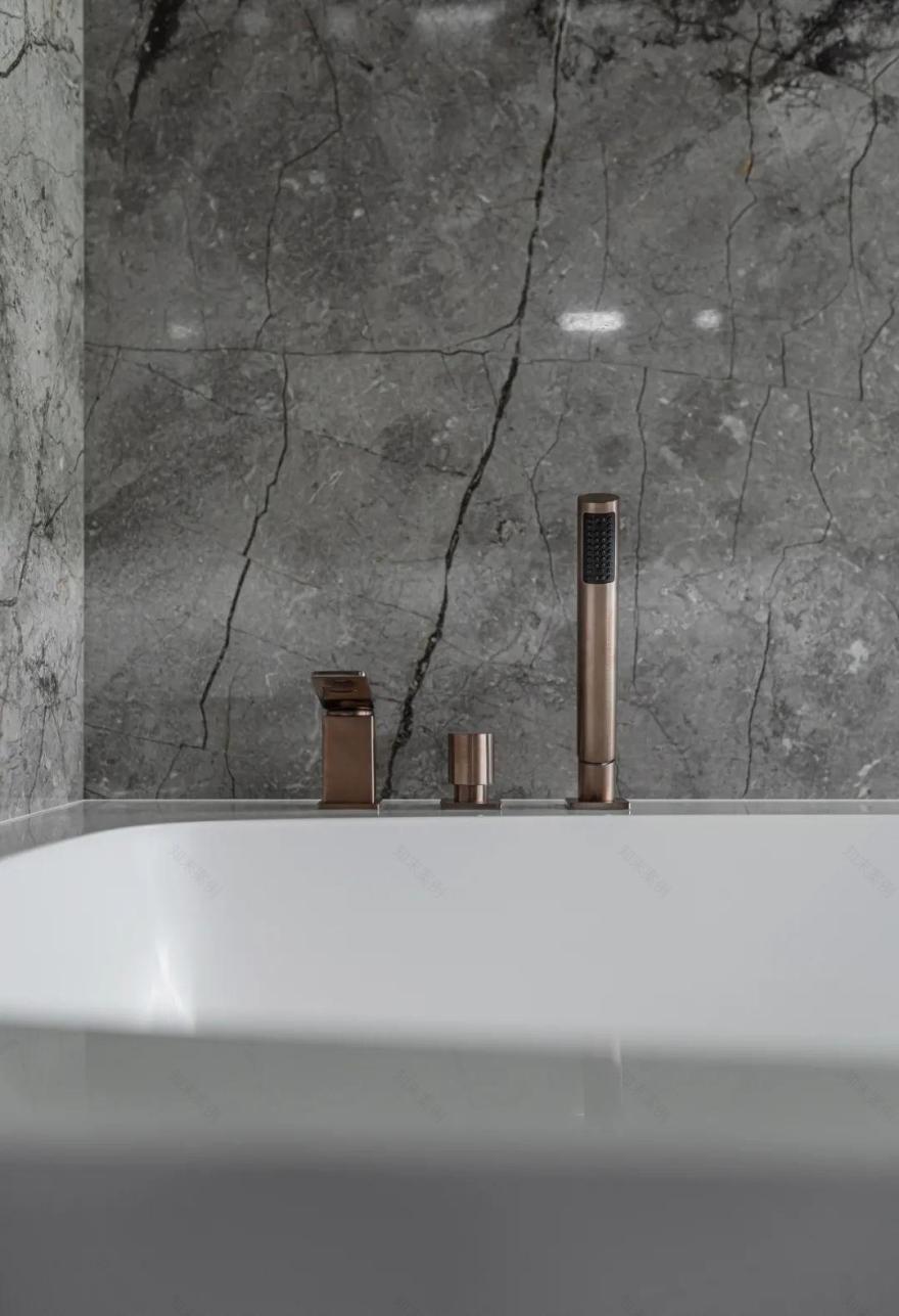 轻奢优雅的 104㎡现代家居丨乌克兰基辅丨Daria Babii-63