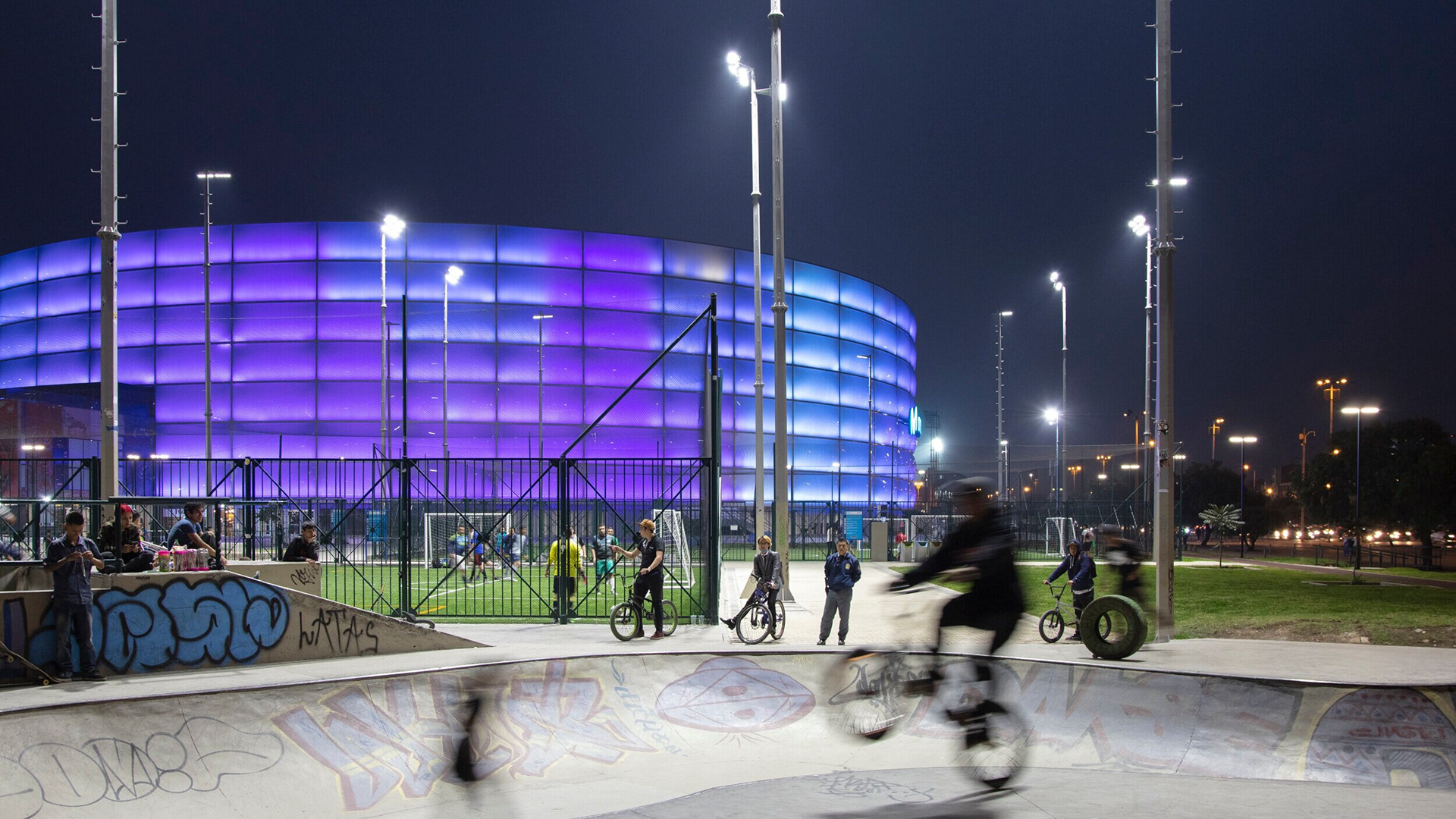 Movistar Arena 改造项目丨COUR-8