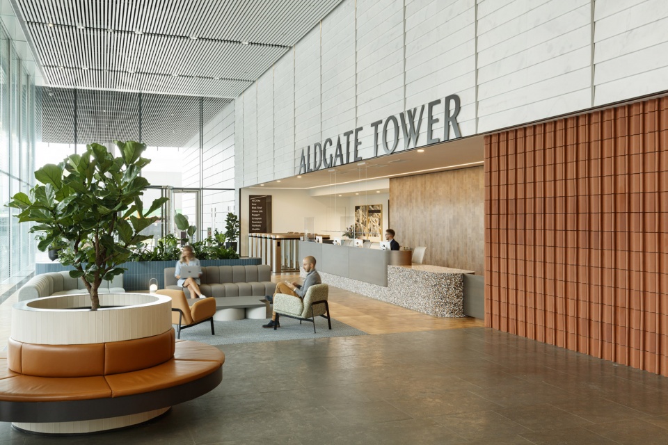 Aldgate 塔楼大堂空间改造丨英国伦敦丨BashaFranklin 团队-3