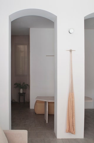 罗马遗迹启发的宁静之家 | 马德里 Lavapiés 区的 Casa Olivar-19