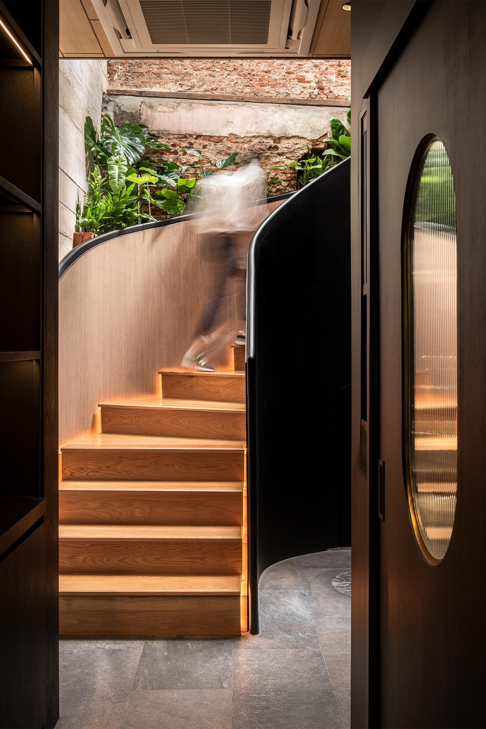 Interior Design Bangkok Fine Dining Restaurant & Bar, Mother - Design by Taste Space Thailand — Design Anthology-11