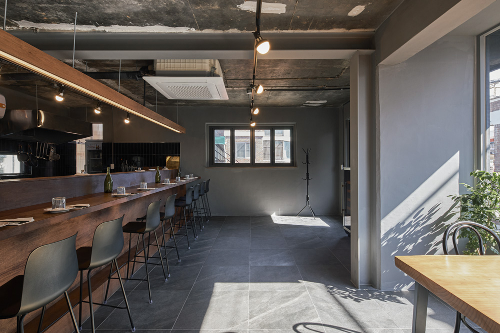 22 平米餐厅的极简设计魅力-7