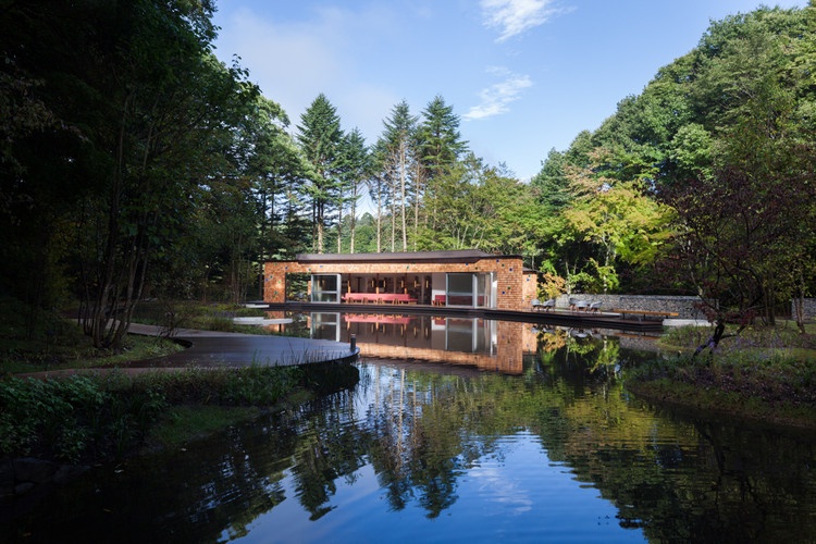 Picchio Visitors Center - Ice Rink | 自然与建筑的完美融合-49