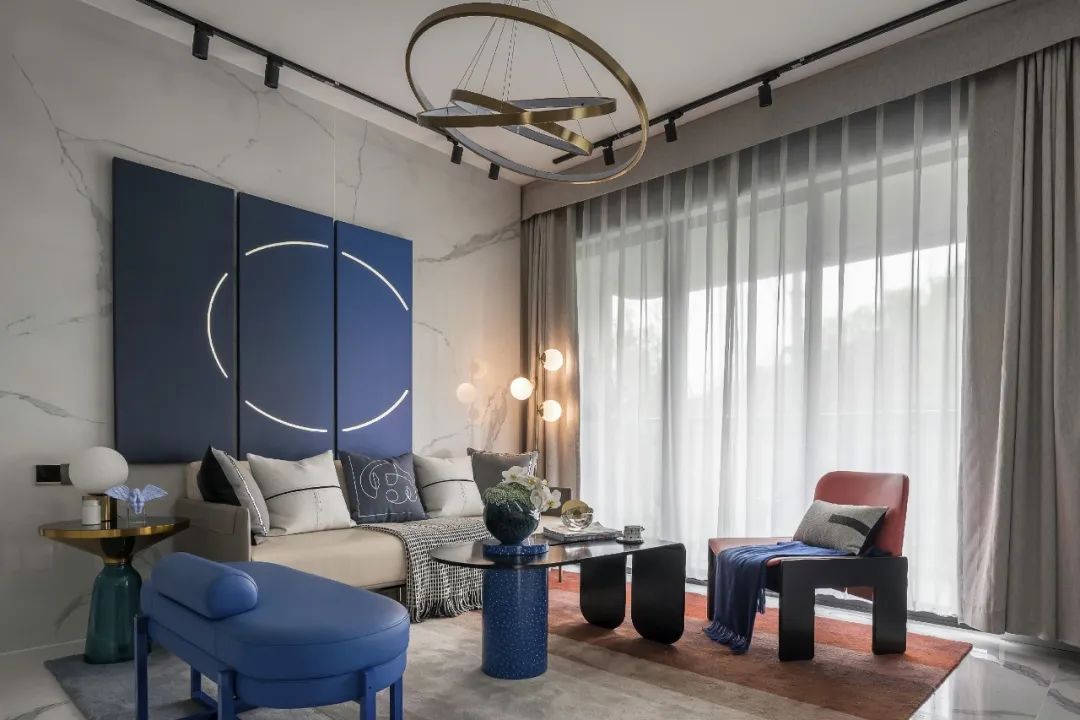 未来城高层 99 户型 | 克莱因蓝的现代艺术空间-10