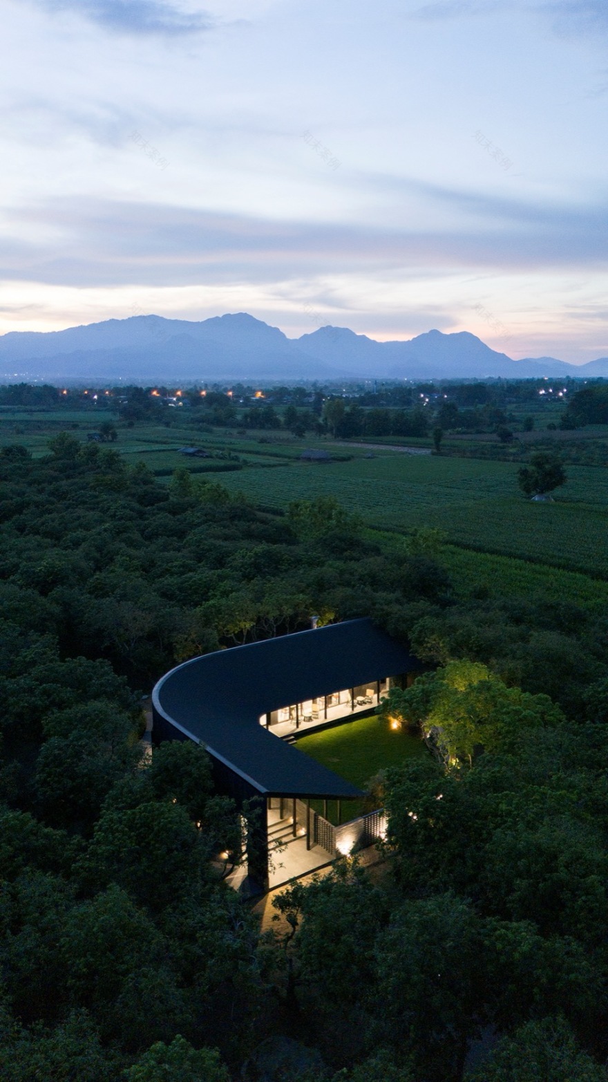 小花园中的MADA咖啡馆丨泰国丨BodinChapa Architects-75