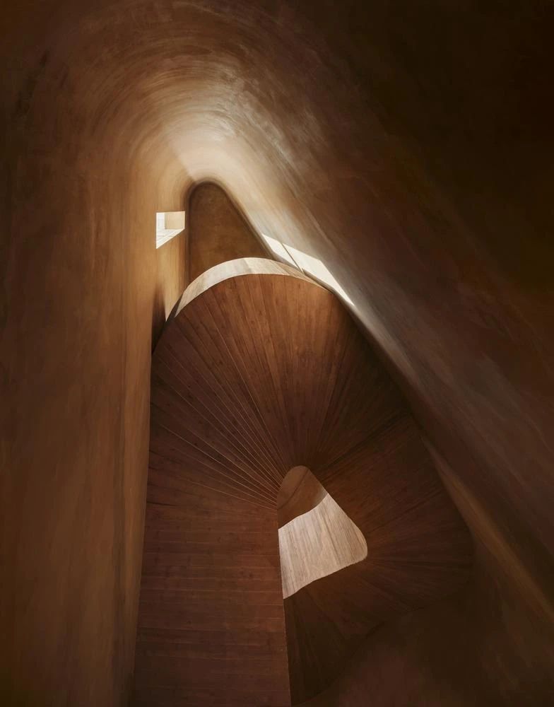 赫尔佐格与德梅隆  建筑是时代的镜子_20240329-9