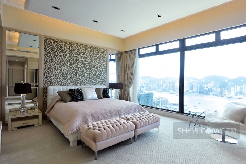 西九凯旋门：属于你的浪漫之都-14