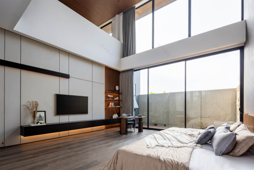 HUMBLE AND HOMEY, RUMAH MEWAH DI PLONGKOWATI - Asrinesia-42