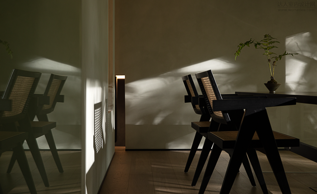 台州 165㎡奢侈品店丨中国台州丨观诺设计-50