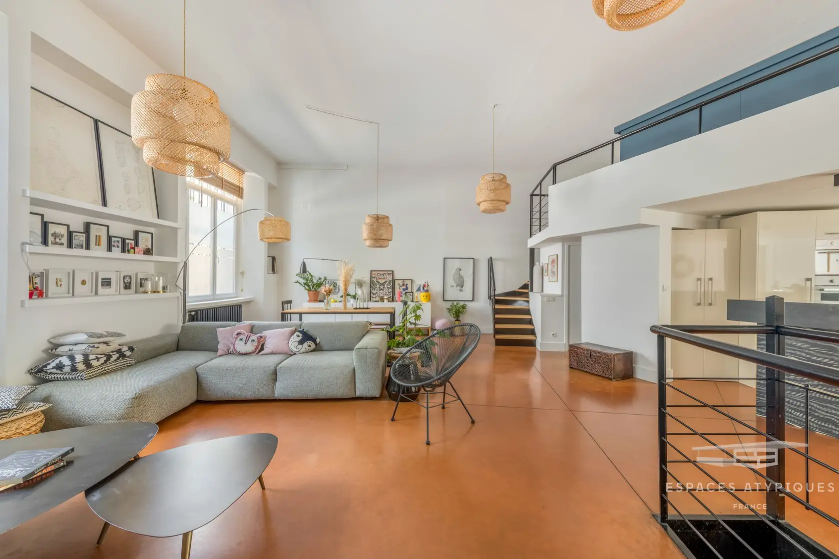 阳光绿意 | 前里昂邮局阁楼翻新设计-3