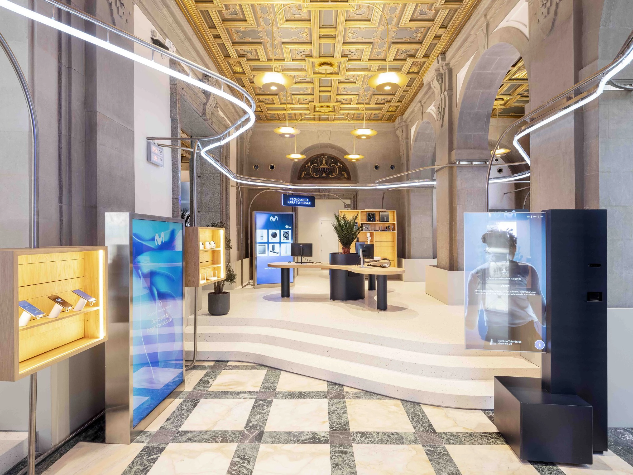 莫维斯塔空间,手机店丨西班牙马德里-5