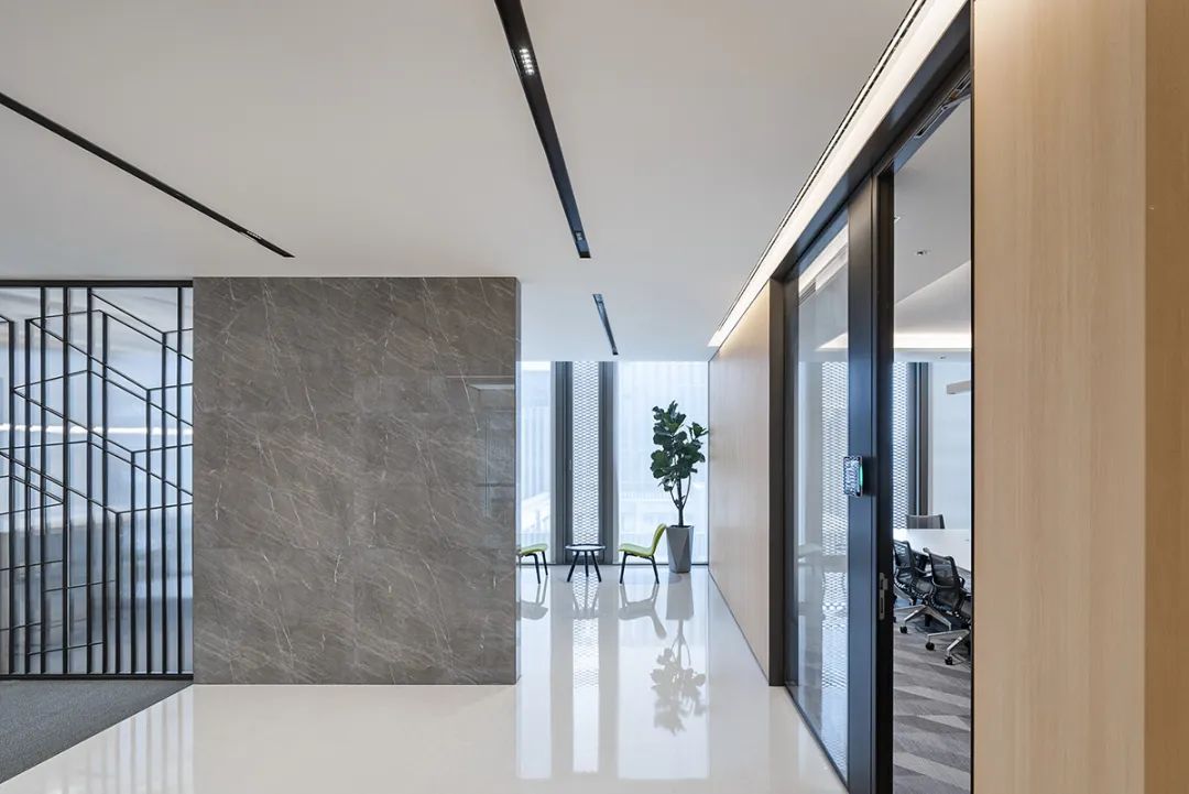 杭州横店集团总部办公空间丨中国杭州丨GMP 建筑事务所,iDA Workplace-23