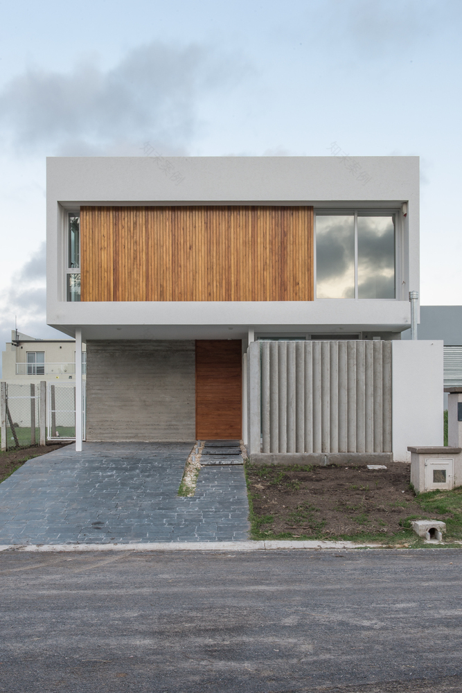 阿根廷紧凑型家庭住宅 · JL House-33