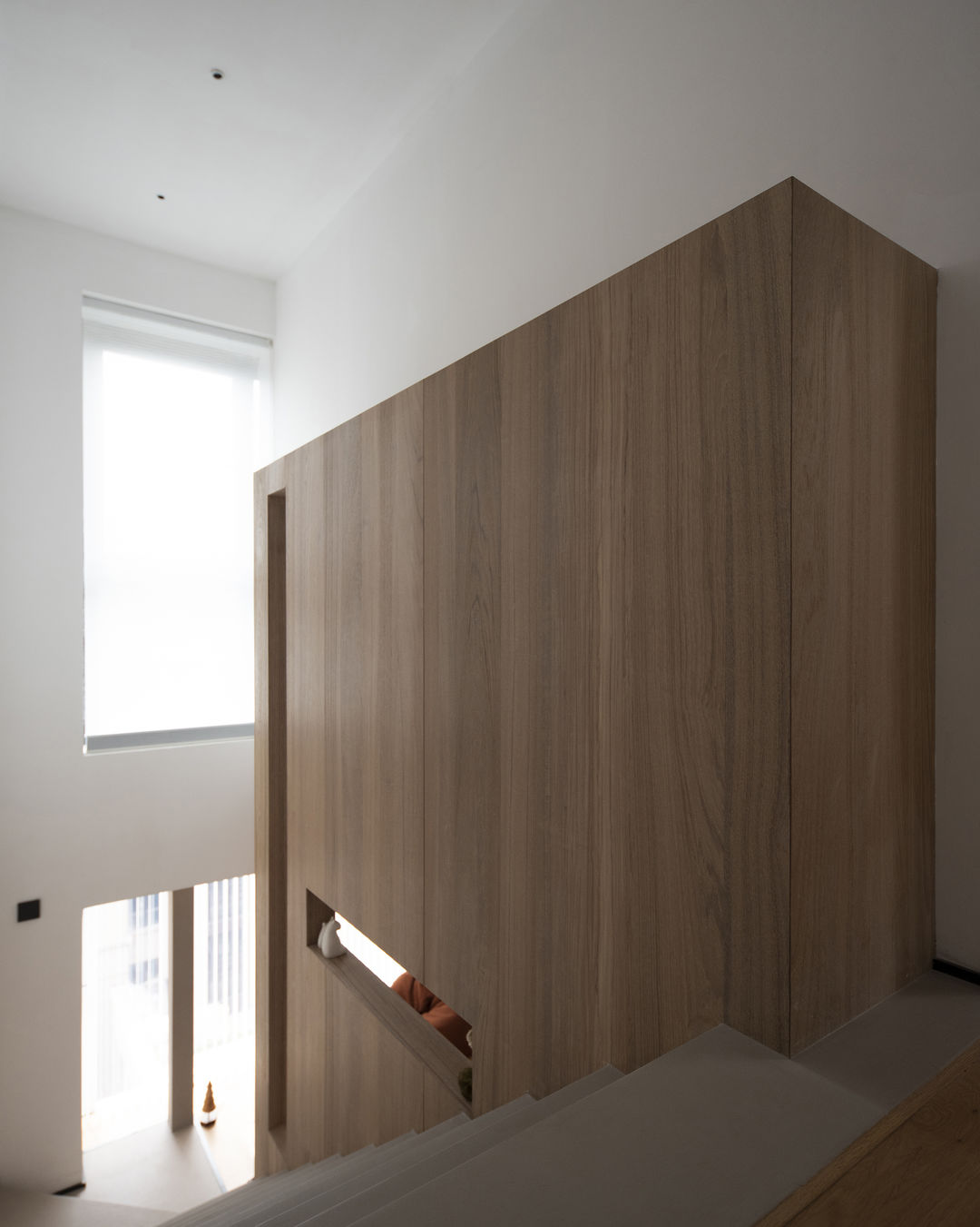 现代精致木质感的住宅-35